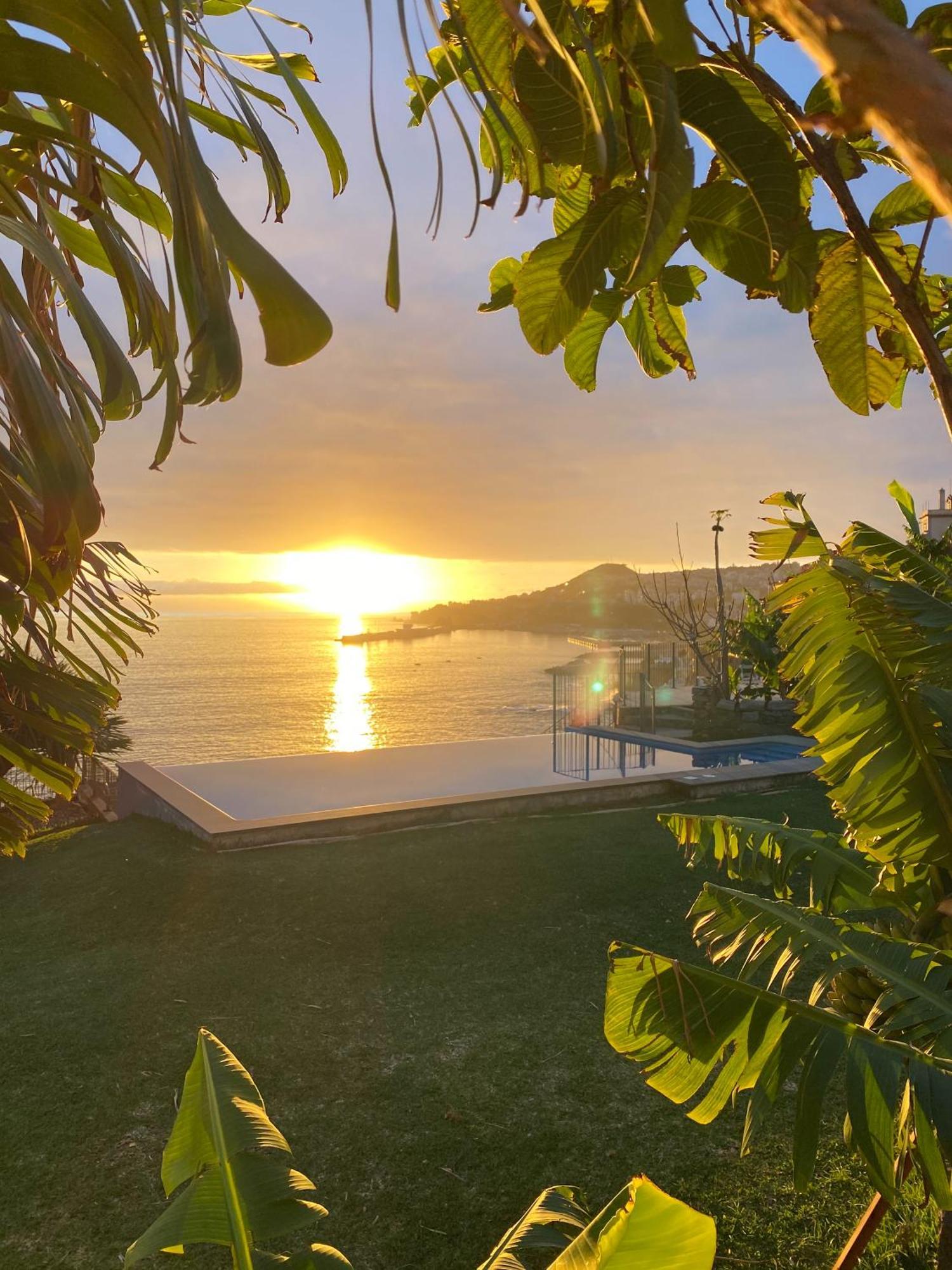 Irlandas Villa Funchal Seaside Villas Екстериор снимка